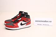 Air Jordan 1 Mid Chicago Toe 554724-069 - 3