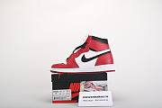 Air Jordan 1 Retro Chicago 555088-101 - 3