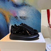 Alexander McQueen Oversized Black Patent 662645WIA33 - 2