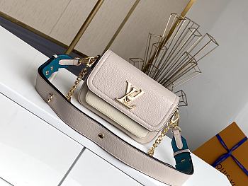 Louis Vuitton Lockme Tender M58555 19 x 13 x 8 CM