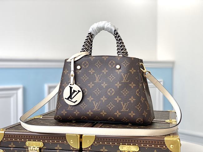 Louis Vuitton Montaigne M45311 29 x 20x 13 CM - 1