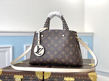 Louis Vuitton Montaigne M45311 29 x 20x 13 CM