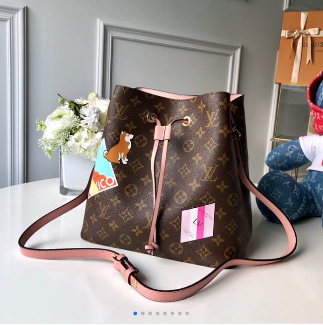 Louis Vuitton NeoNoe PO1072 26x 22 x 27 CM - 1