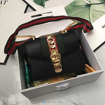 Gucci Sylvie Fashion 431666 19x14x7.5 CM