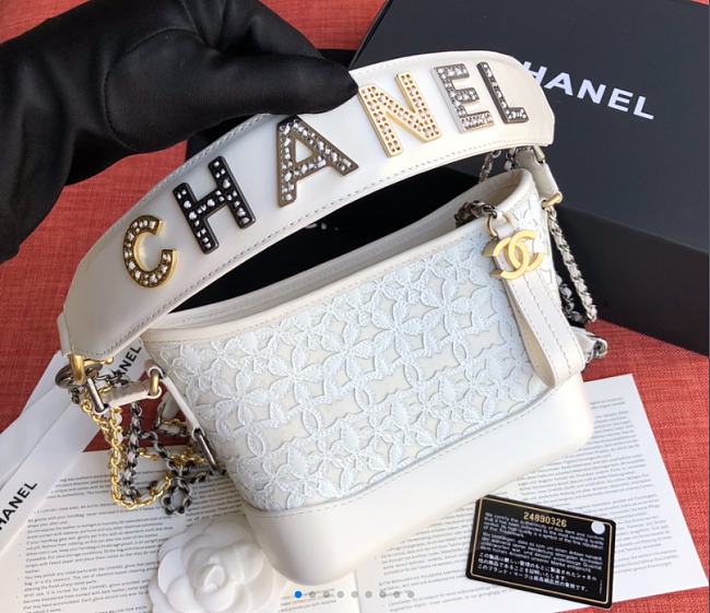 Chanel Der Gabrielle 91810 15x20x8 CM - 1