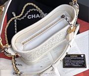 Chanel Der Gabrielle 91810 15x20x8 CM - 2