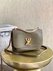 Louis Vuitton Lockme Chain M57072 23x16x10 CM - 3