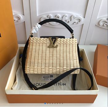 Louis Vuitton Capucines M55011 27 x 20 x 9 CM