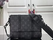 Louis Vuitton Trunk Messenger M45727 24x18x5.5 CM - 1