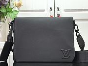 Louis Vuitton Aerogram Messenger M57080 28x24x10 CM - 1