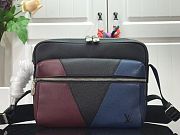 Louis Vuitton Outdoor Messenger M30703 29.5x20x10.5 CM - 1