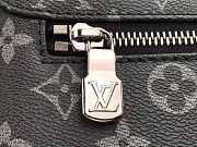 Louis Vuitton District M40239JL 32x26x8 CM - 3