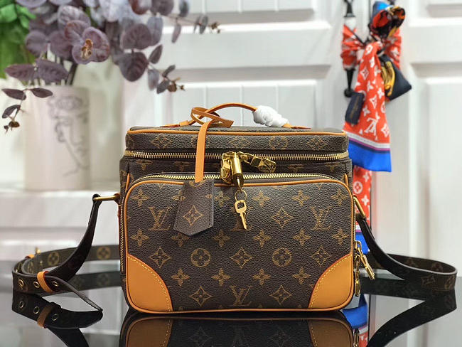 Louis Vuitton Messenger M44937XP 23.5x19x13.5 CM - 1