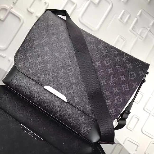 Louis Vuitton Messenger Explorer M40539D 38x31x12 CM - 1