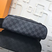 Louis Vuitton District N40040 25x22x7 CM - 6