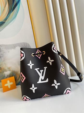 Louis Vuitton NeoNoe M45821 26×26×17.5 CM