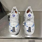 Versace Chain Reaction Trainers Blue Flowers Pattern - 4