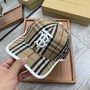 Burberry hat - 6