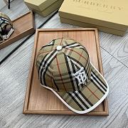 Burberry hat - 4