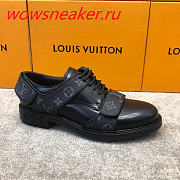 Louis Vuitton Men's leather sneaker - 4