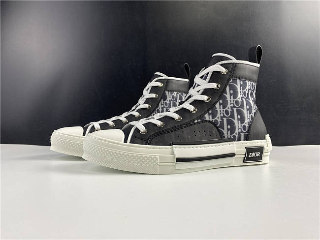 Dior Fashion Sneaker  - 1