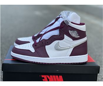 Air Jordan 1 Retro High OG Bordeaux 555088-611