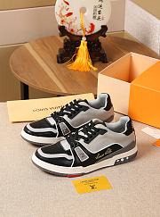 Louis Vuitton LV Trainer Sneaker Low Black Grey 1A54H5 - 4