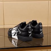 Valentino Garavani VL7N Sneaker in Banded Calfskin Leather Black - 2