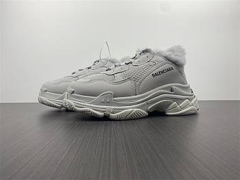 Balenciaga Triple S Sneaker Fur Ligh Grey 668563 W3CQ5 1210