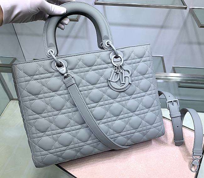 Dior Lady Large Blue Size 32 x 25 x 11 cm  - 1