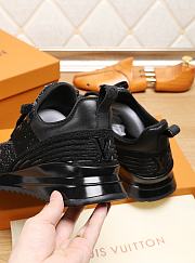 Louis Vuitton V.N.R Sneaker Black 1A5SB9 - 4