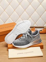 Louis Vuitton V.N.R Sneaker Silver - 6