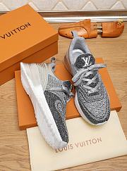 Louis Vuitton V.N.R Sneaker Silver - 3