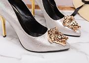 Versace La Medusa Attaching Leather Pumps Silver - 6