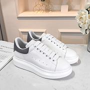 Alexander McQueen Oversized Ivory Grey - 6