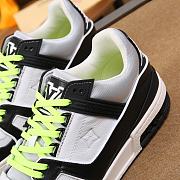 Louis Vuitton LV Trainer Sneaker Low Black Luminous Green - 5