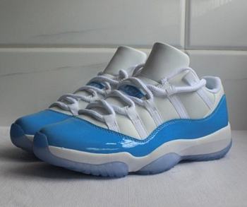 Air Jordan 11 Retro Low University Blue (2017) 528895-106