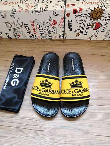 Dolce & Gabbana Crown Logo Embossed Slides Black Yellow