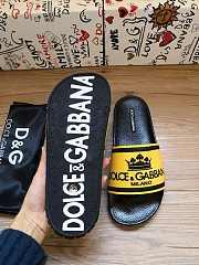 Dolce & Gabbana Crown Logo Embossed Slides Black Yellow - 3