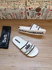 Dolce & Gabbana Crown Logo Embossed Slides White CS1884AO232 - 4