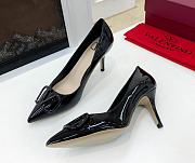 Valentino Garavani Salones Vlogo De Piel Black - 1