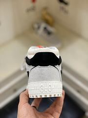 Off-White Grey Low-Top Off-Court 3.0 Sneakers - 4