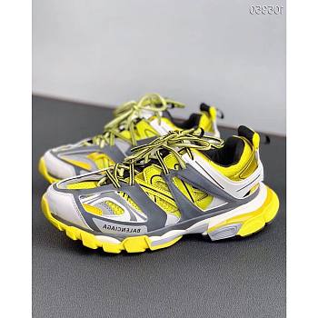 Balenciaga Track Yellow 542023W1GB17184