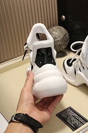 Louis Vuitton Archlight Trainer Black White - 3