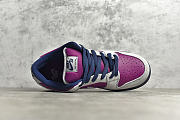 Nike SB Dunk Low Atmosphere Grey True Berry BQ6817-001 - 4