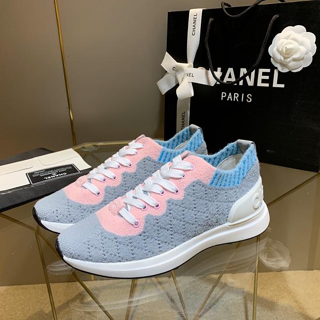 Chanel Pink Grey Knit Fur CC Low-Top Sneakers - 1