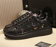 Alexander McQueen Oversized Black Color Fading - 1