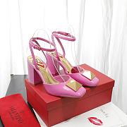 Valentino Garavani Roman Stud Square-toe Pumps Pink - 3