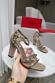 Valentino Garavani Rockstud Ankle Strap Sandal 90mm Grey - 4