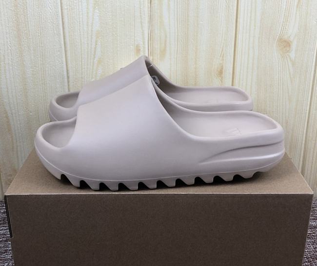 Adidas Yeezy Slide Pure (First Release) GZ5554 - 1